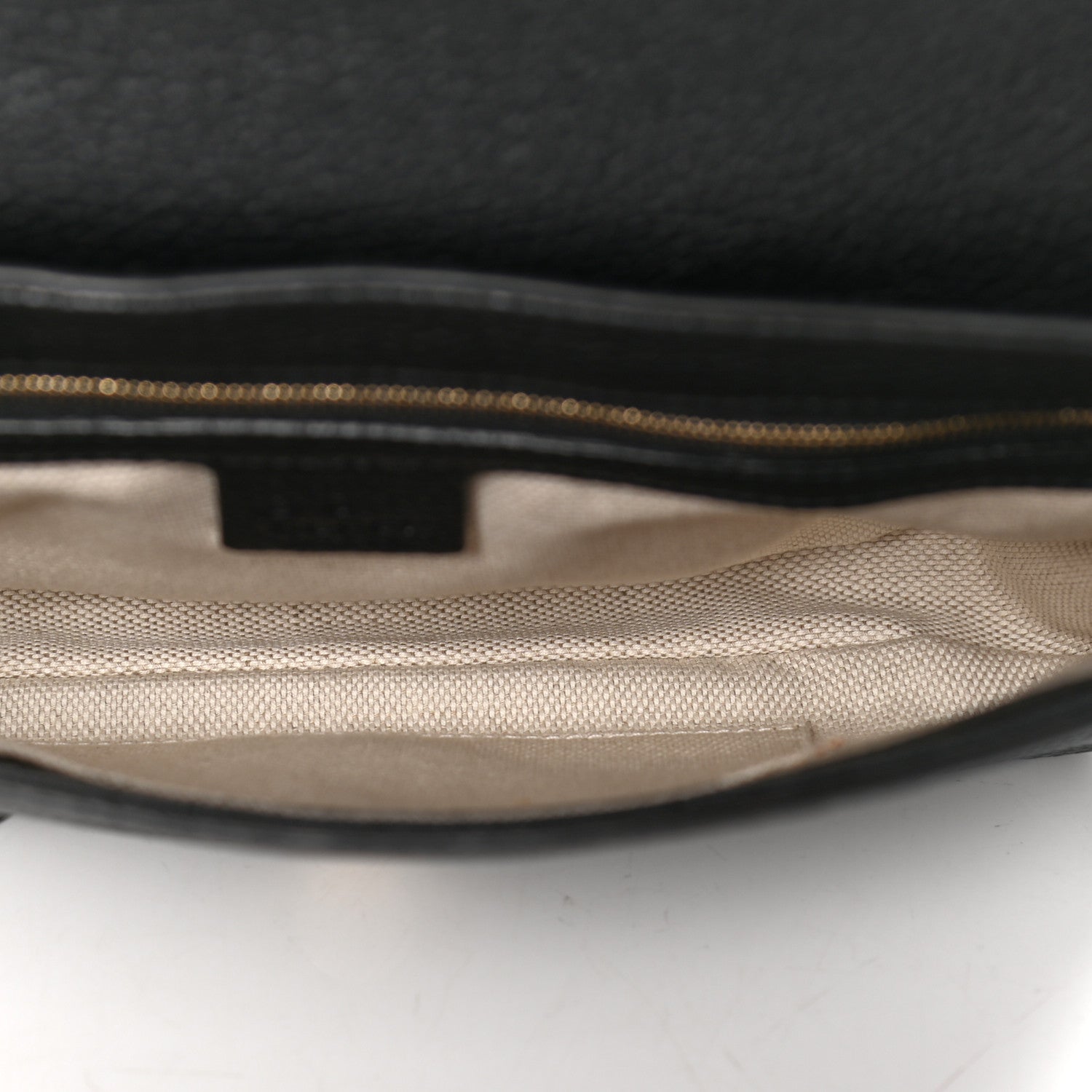 Gucci Pebbled Calfskin Medium Soho Flap Crossbody Black 5 of 8