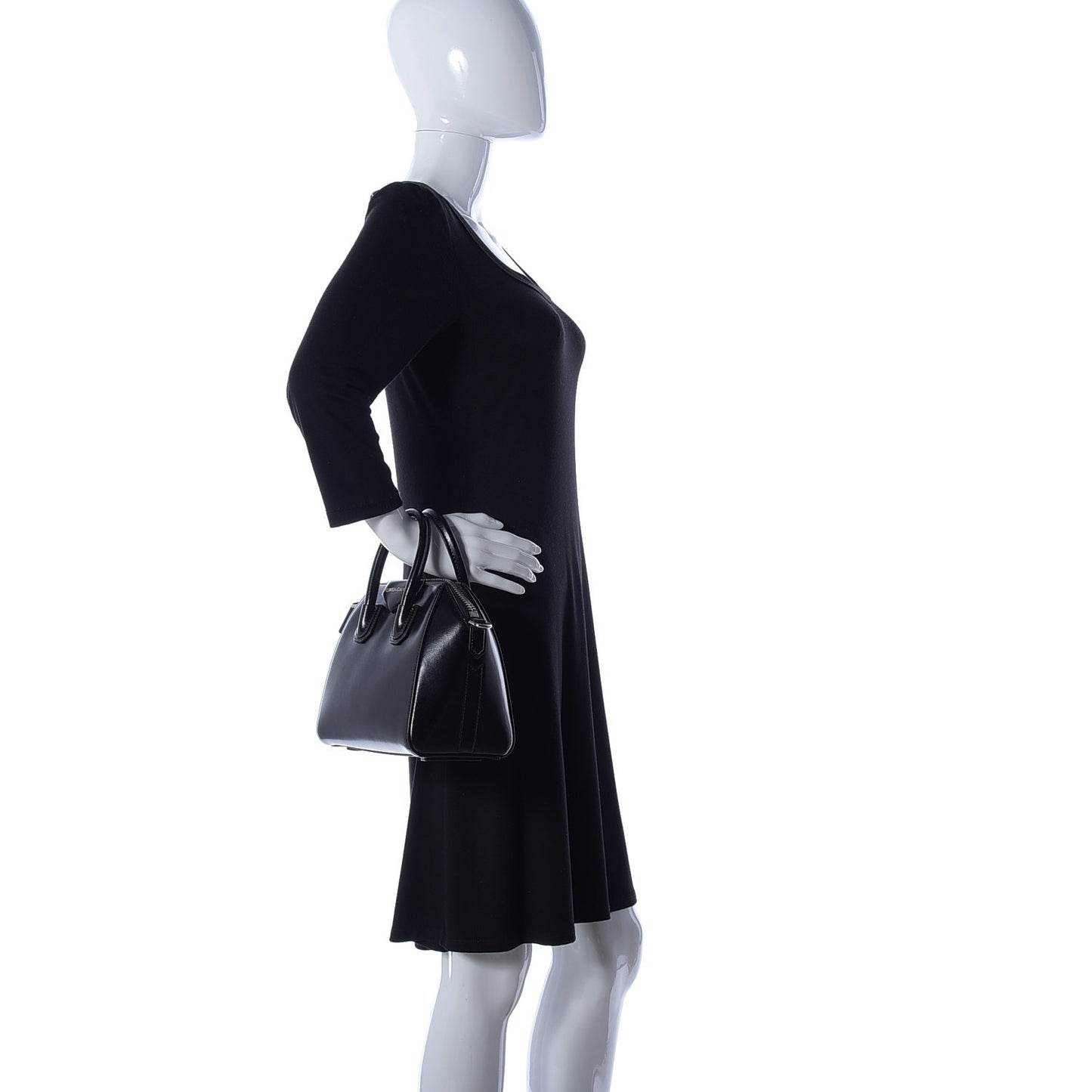 Shiny Lord Calfskin Mini Antigona Black