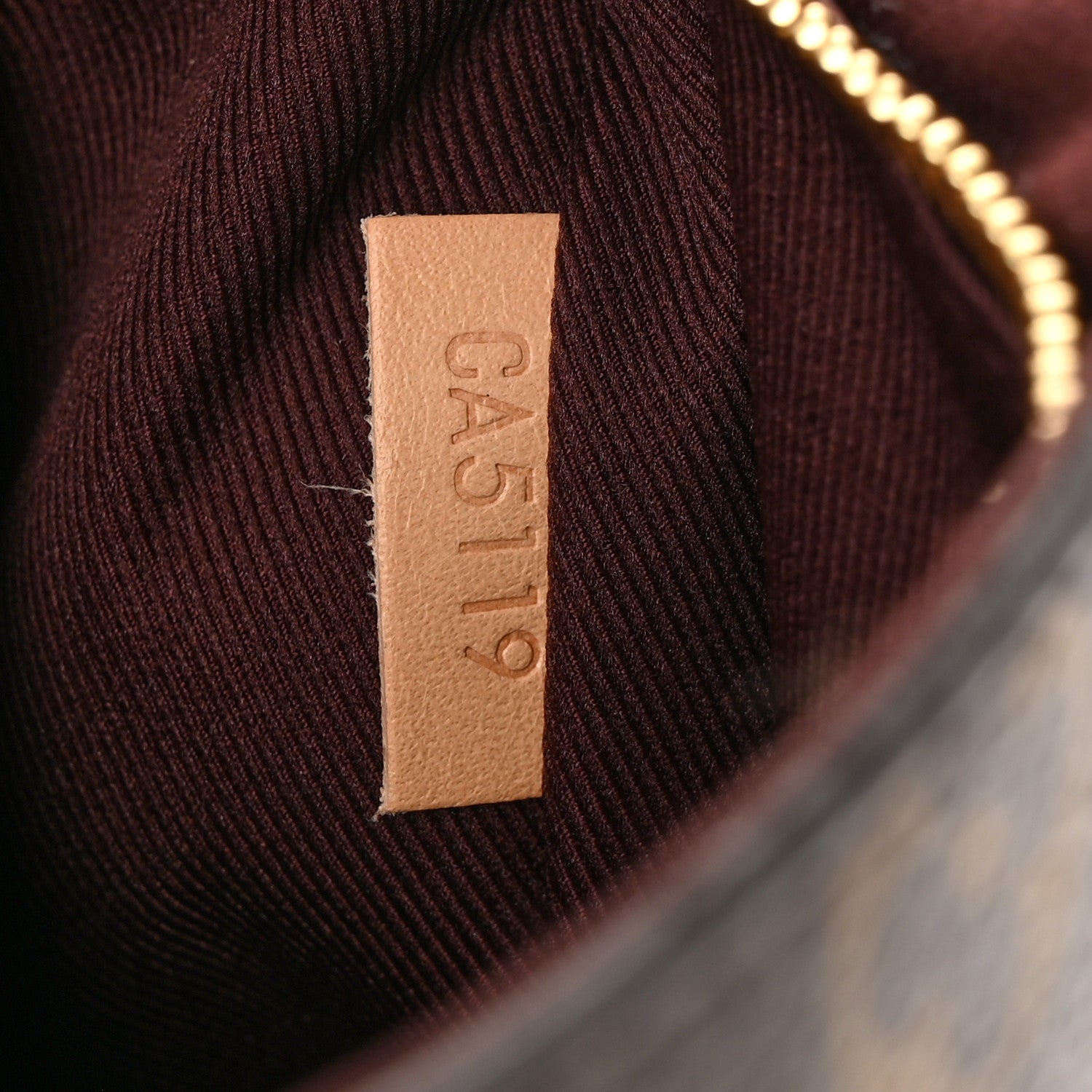 Louis Vuitton Monogram Cluny MM 6 of 10