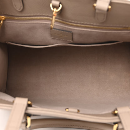 Louis Vuitton Empreinte Monogram Giant Onthego MM Tourterelle 5 of 9