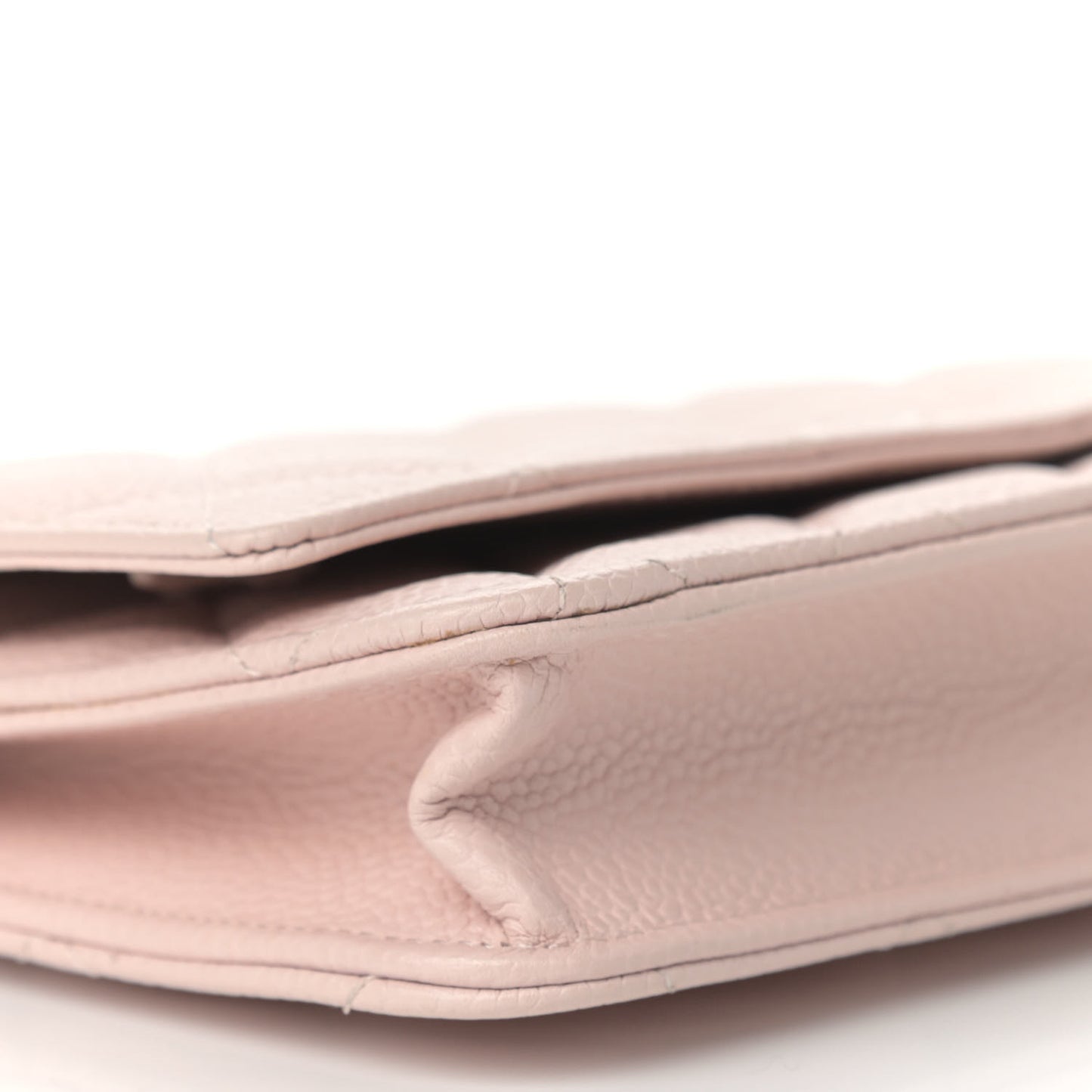 Caviar Quilted Wallet On Chain WOC Light Pink