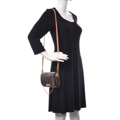 Louis Vuitton Monogram Favorite PM 2 of 10