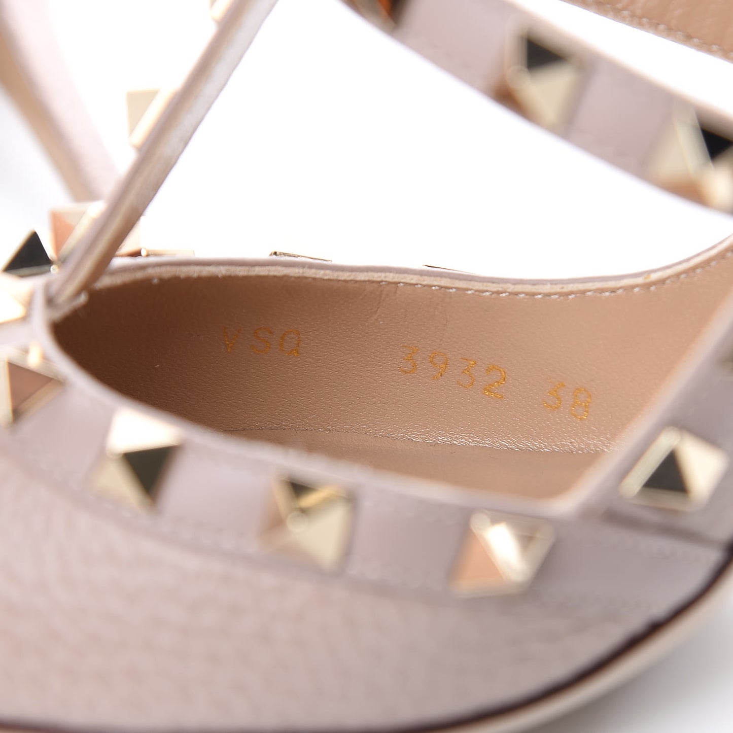 Pebbled Calfskin Rockstud Ankle Strap Pumps 38 Poudre