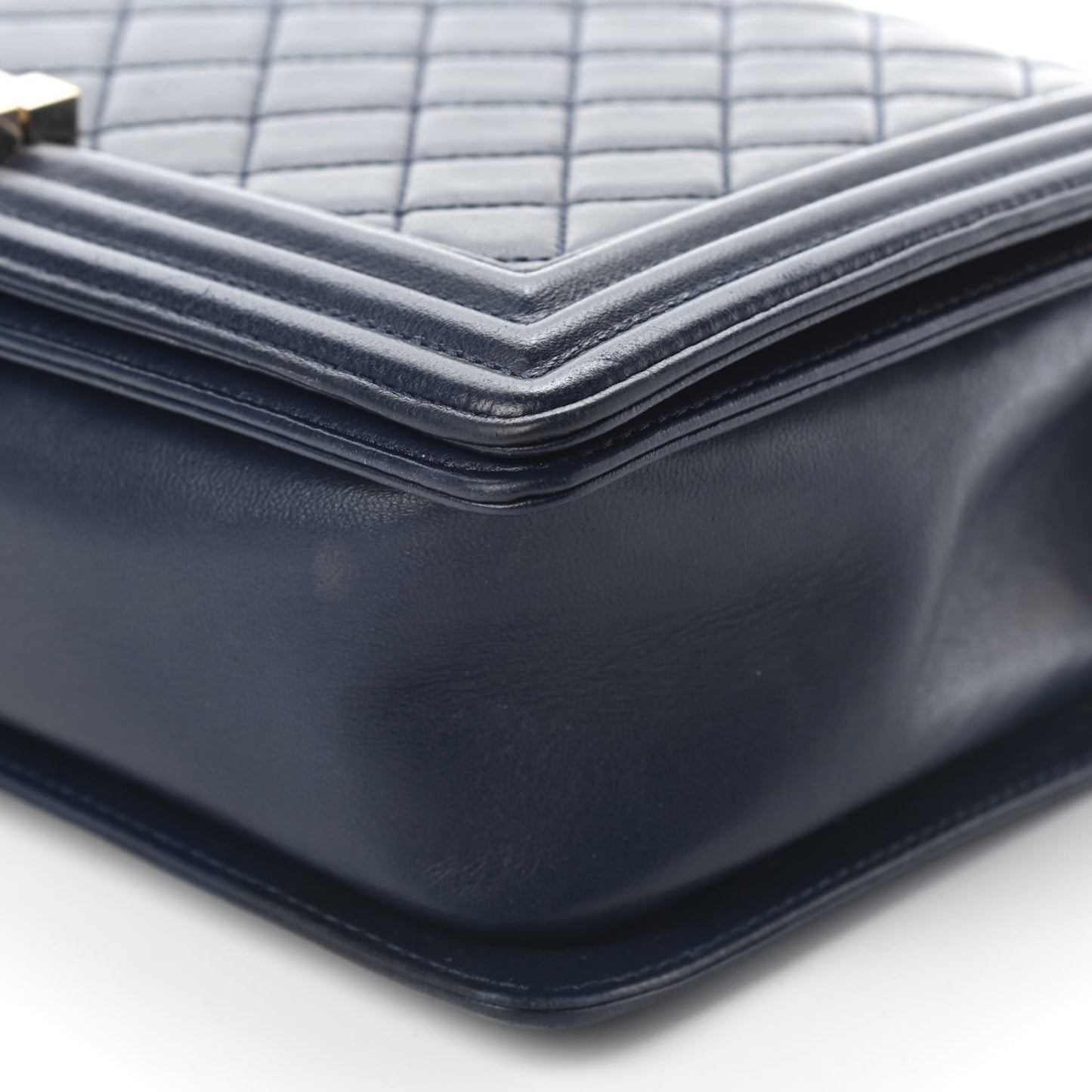 Lambskin Quilted New Medium Boy Flap Navy