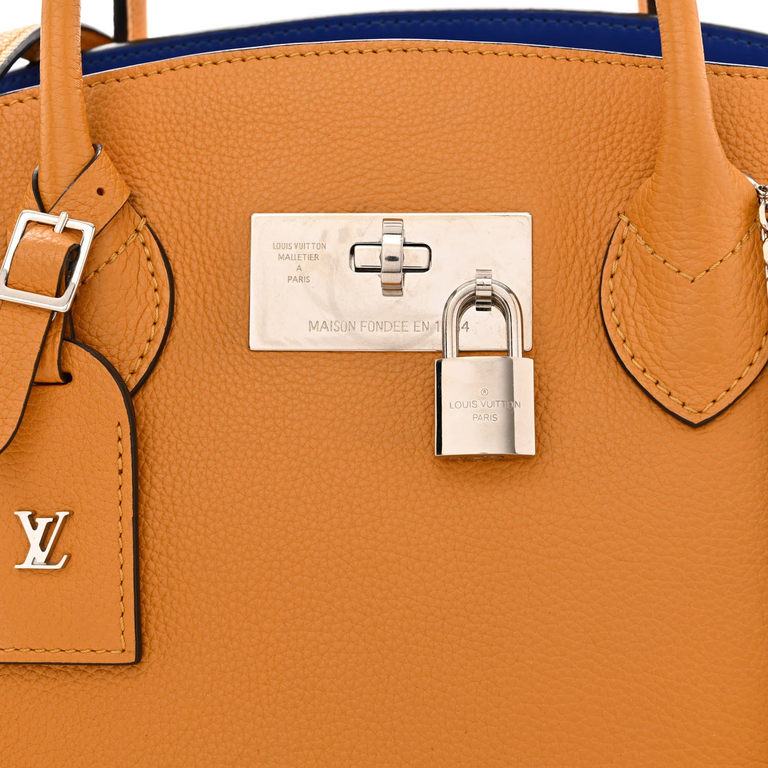 Louis Vuitton Veau Nuage Milla PM Safran 7 of 11