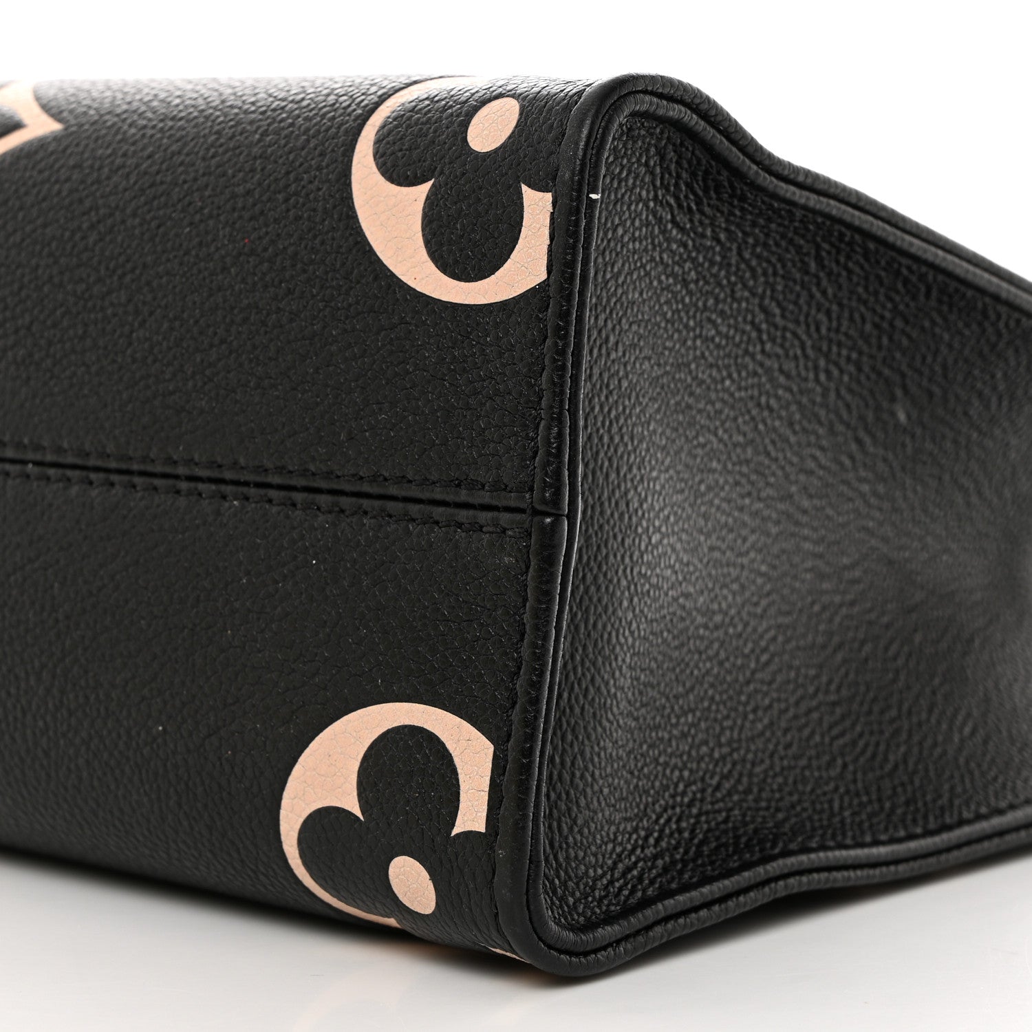 Louis Vuitton Empreinte Monogram Giant Onthego PM Black Beige 9 of 10