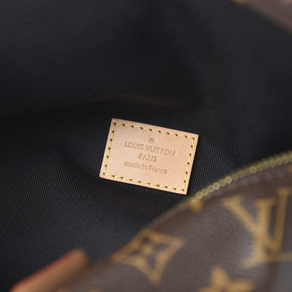 Louis Vuitton Monogram Bumbag 7 of 8