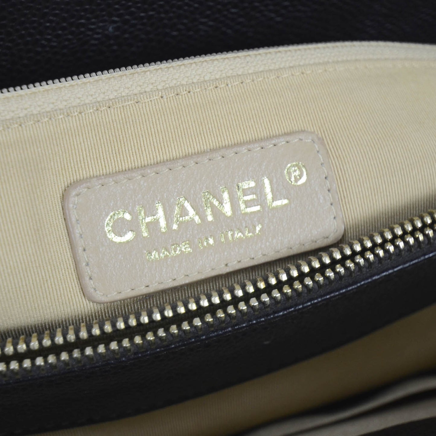 Caviar Grand Shopping Tote GST Dark Brown GHW