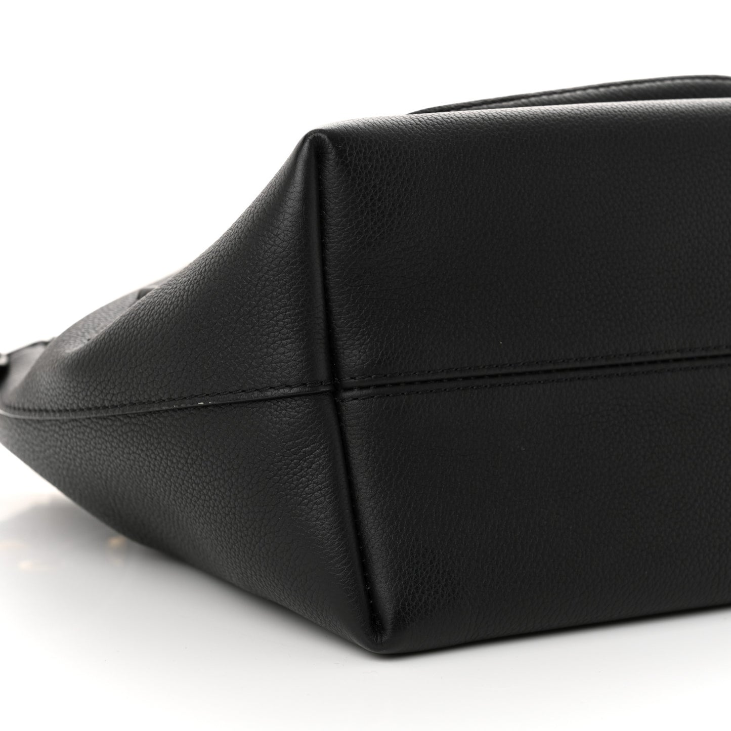 Calfskin Lockme Bucket MM Black