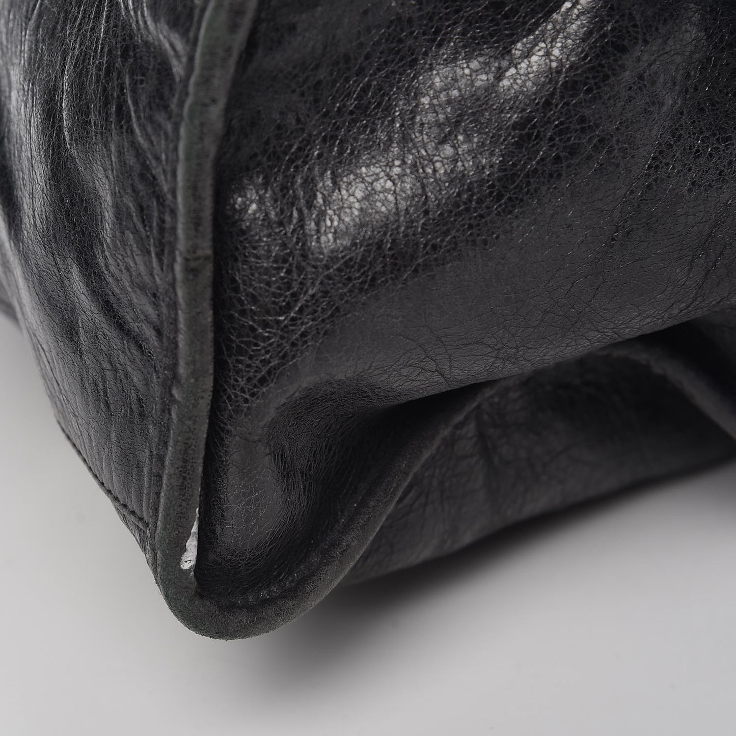 Agneau Classic Hardware City Black