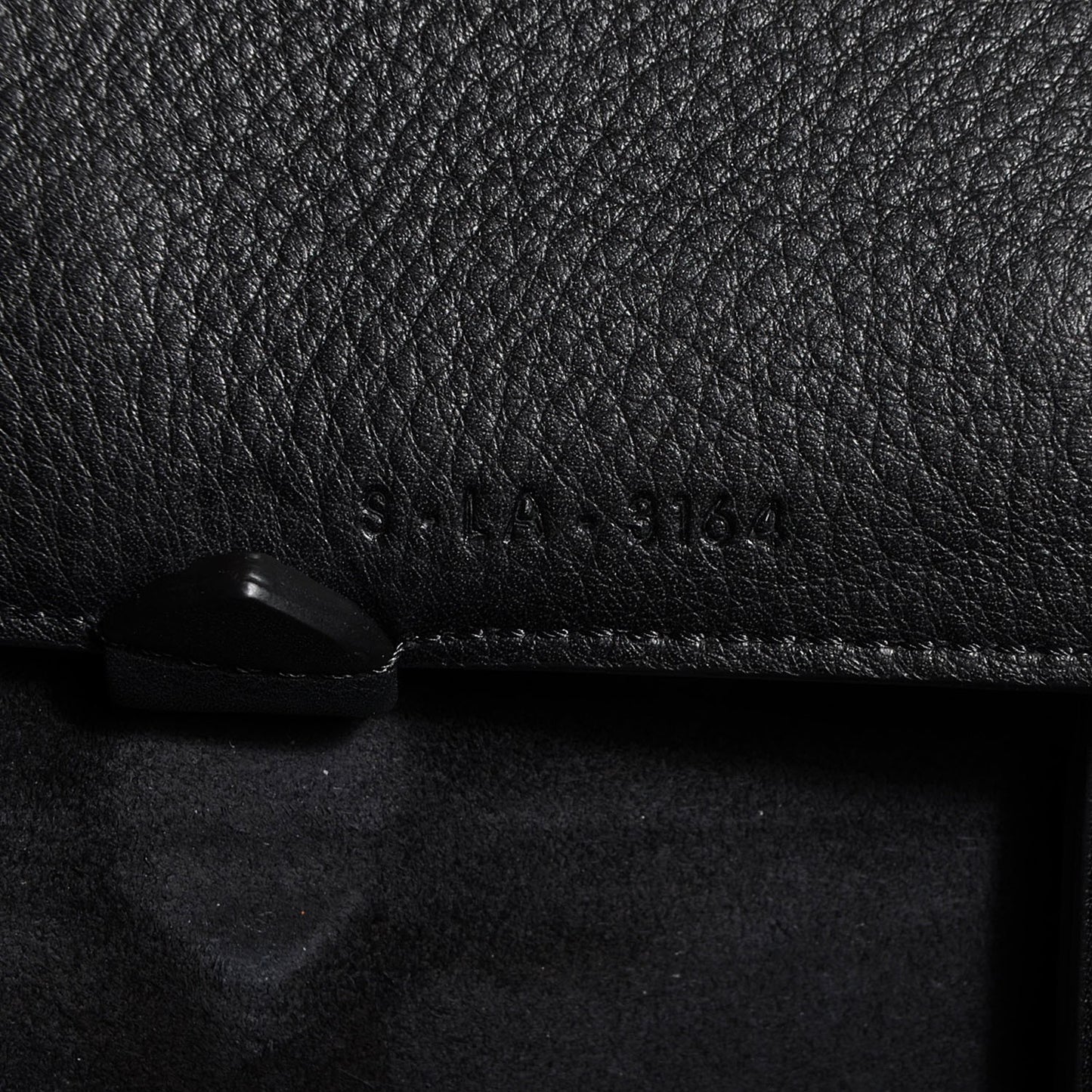 Soft Grained Calfskin Medium Cabas Phantom Black