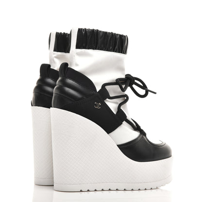 Chanel Calfksin Quilted Lace Up Boots 36.5 White Black 4 of 9