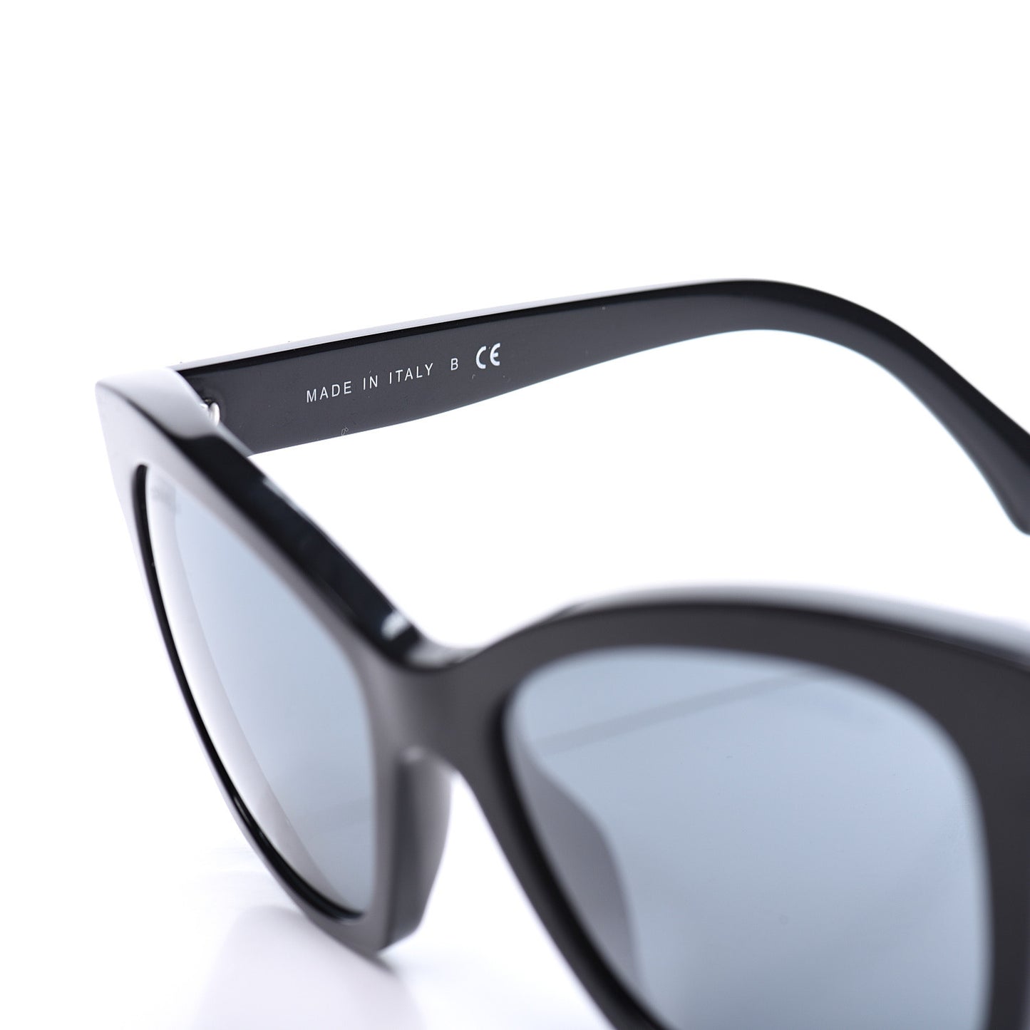 CC Butterfly Signature Sunglasses 5313 Black