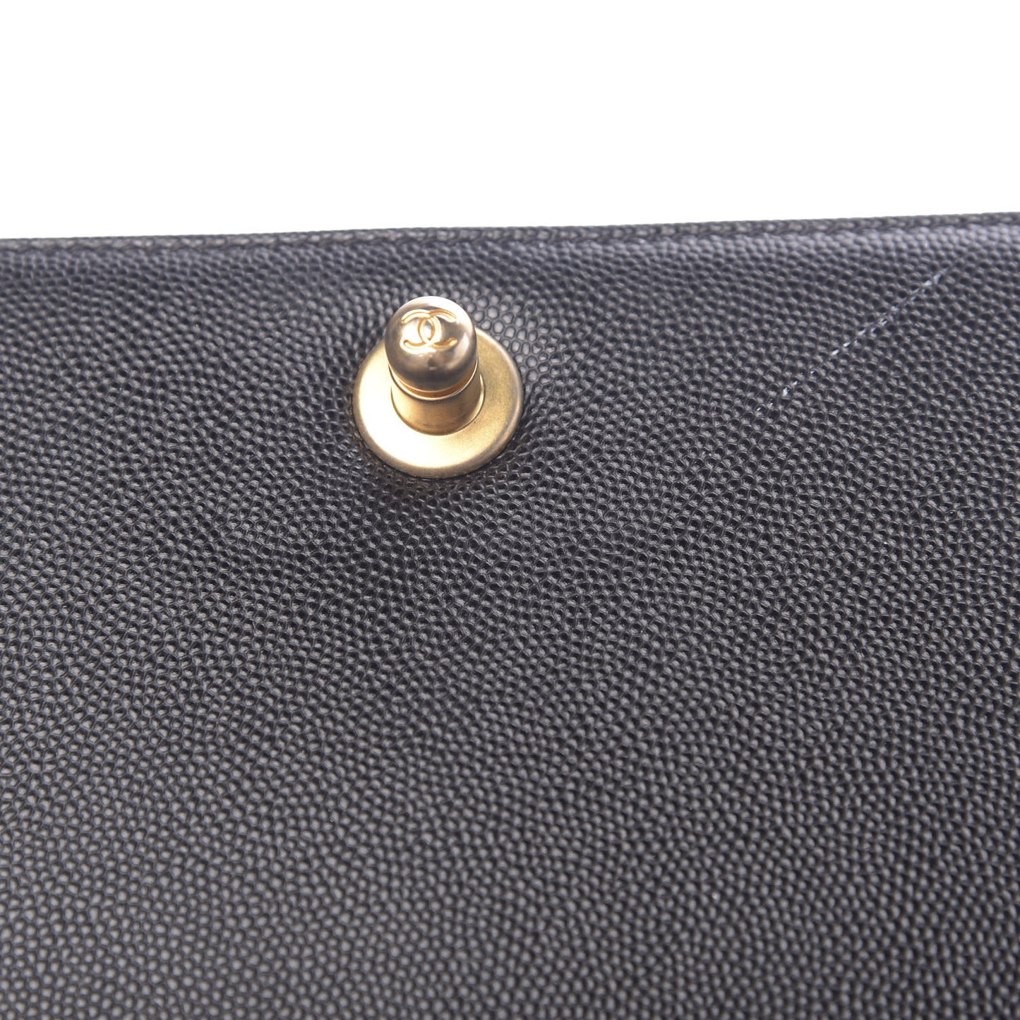 Caviar Quilted Medium Boy Flap Black