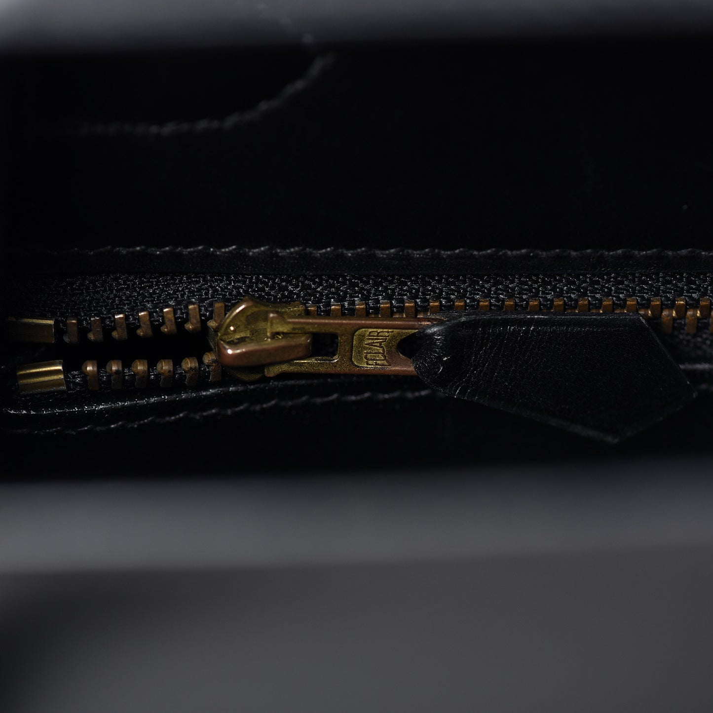 Box Kelly Sellier 28 Black