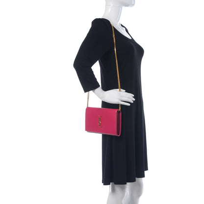 Saint Laurent Grain De Poudre Monogram Chain Wallet Bubblegum 2 of 10