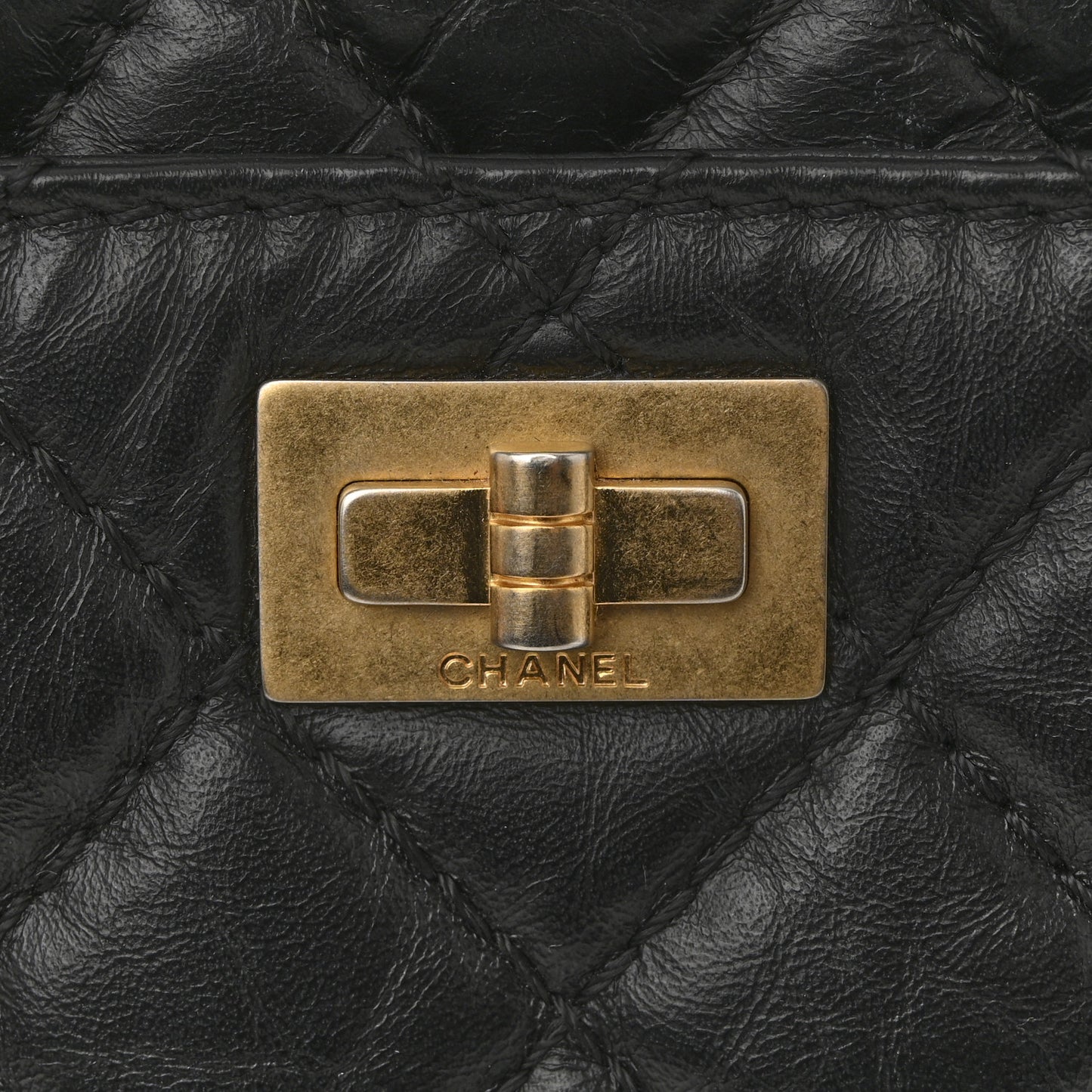 Aged Calfskin Quilted Mini Reissue Camera Case Black