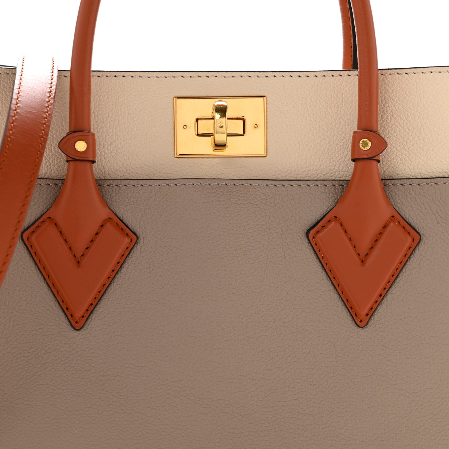 Louis Vuitton Calfskin Monogram Tufting On My Side Galet 7 of 11
