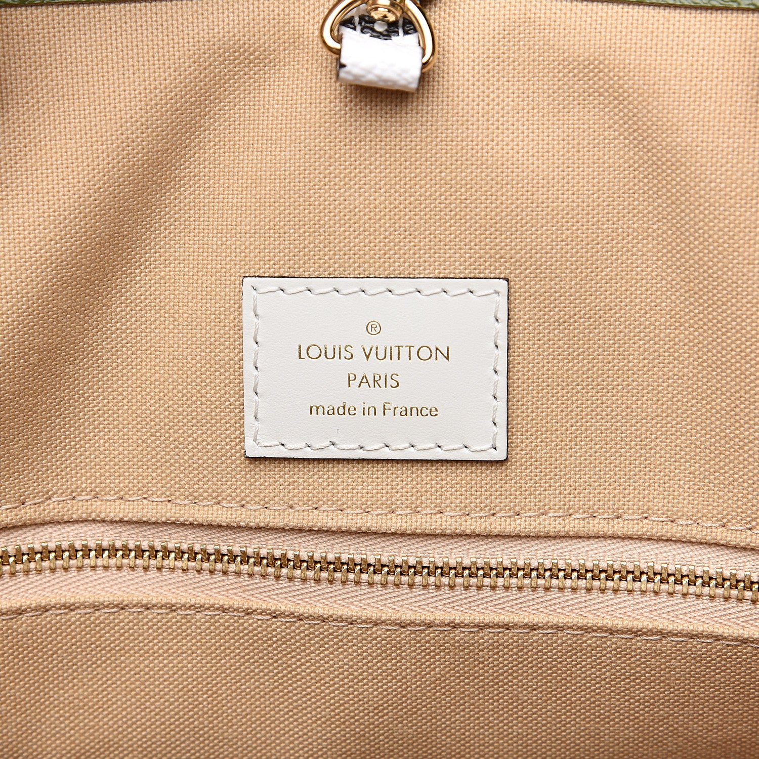 Louis Vuitton Monogram Giant Onthego GM Kaki Beige 5 of 9