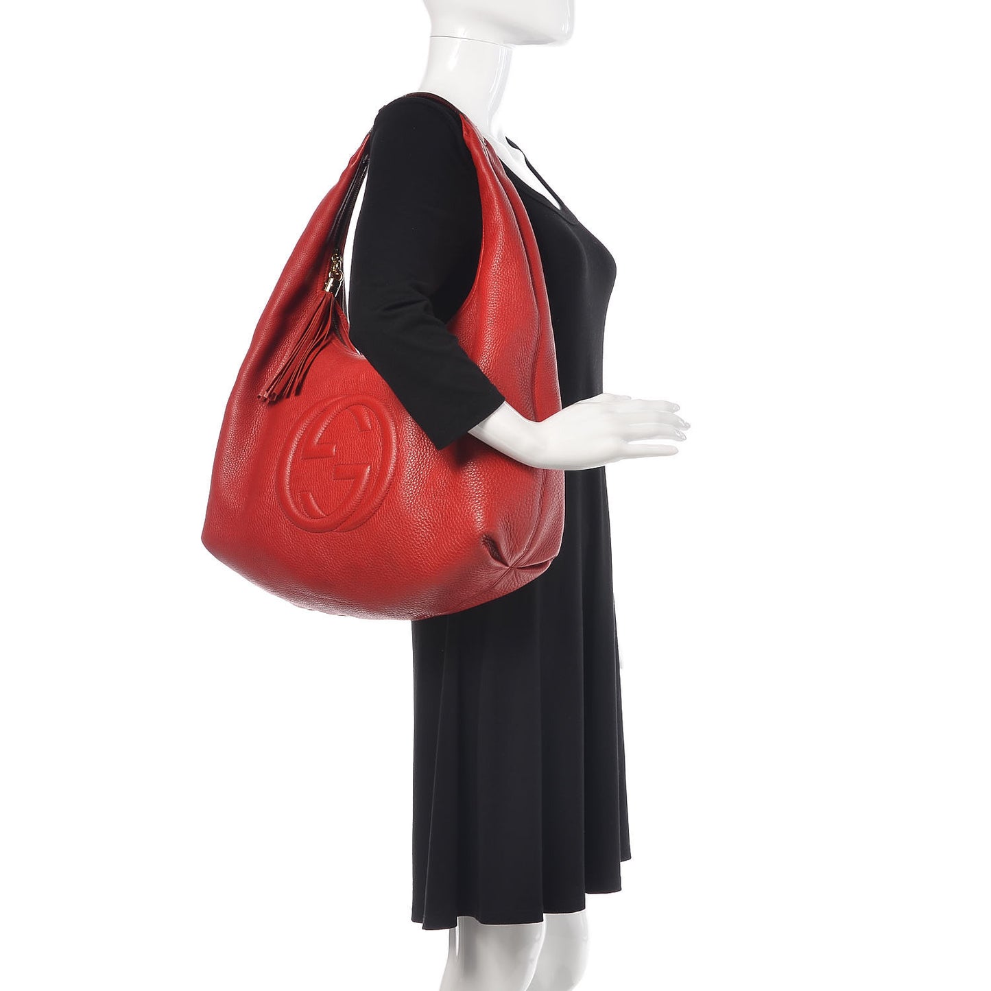Pebbled Calfskin Large Soho Hobo Red