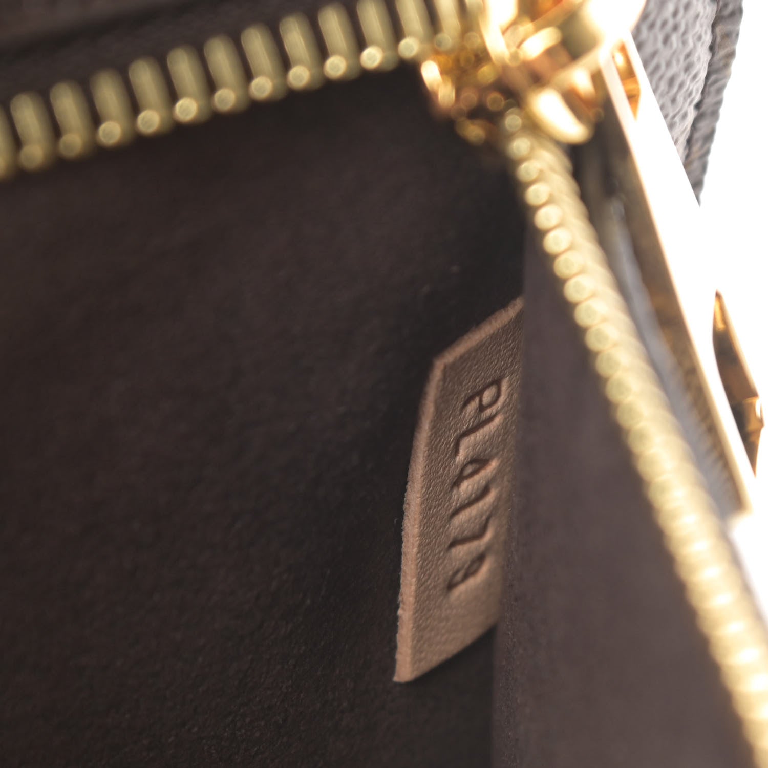 Louis Vuitton Monogram Pochette Metis 7 of 11
