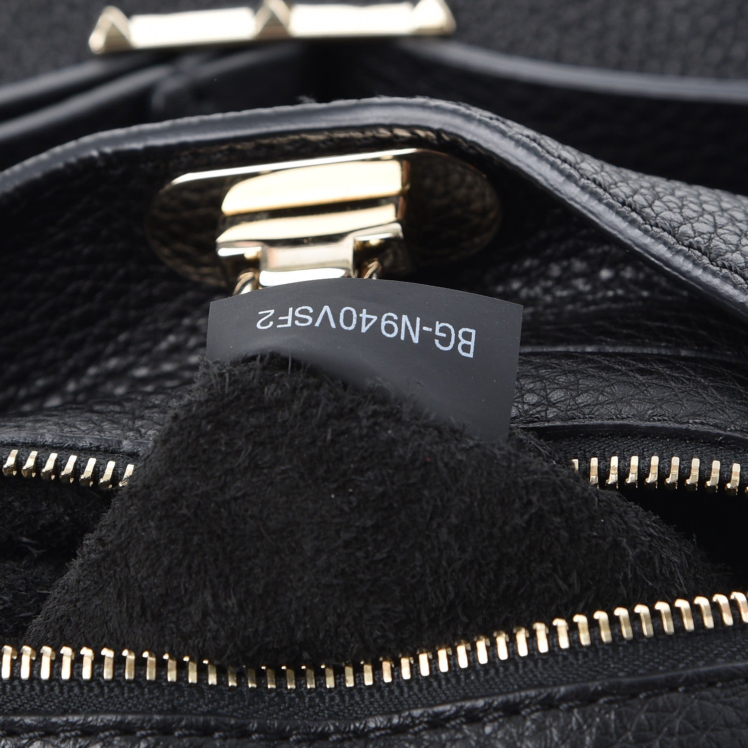 Valentino Garavani Pebbled Calfskin Small Rockstud Flip-Lock Messenger Bag Black 7 of 7