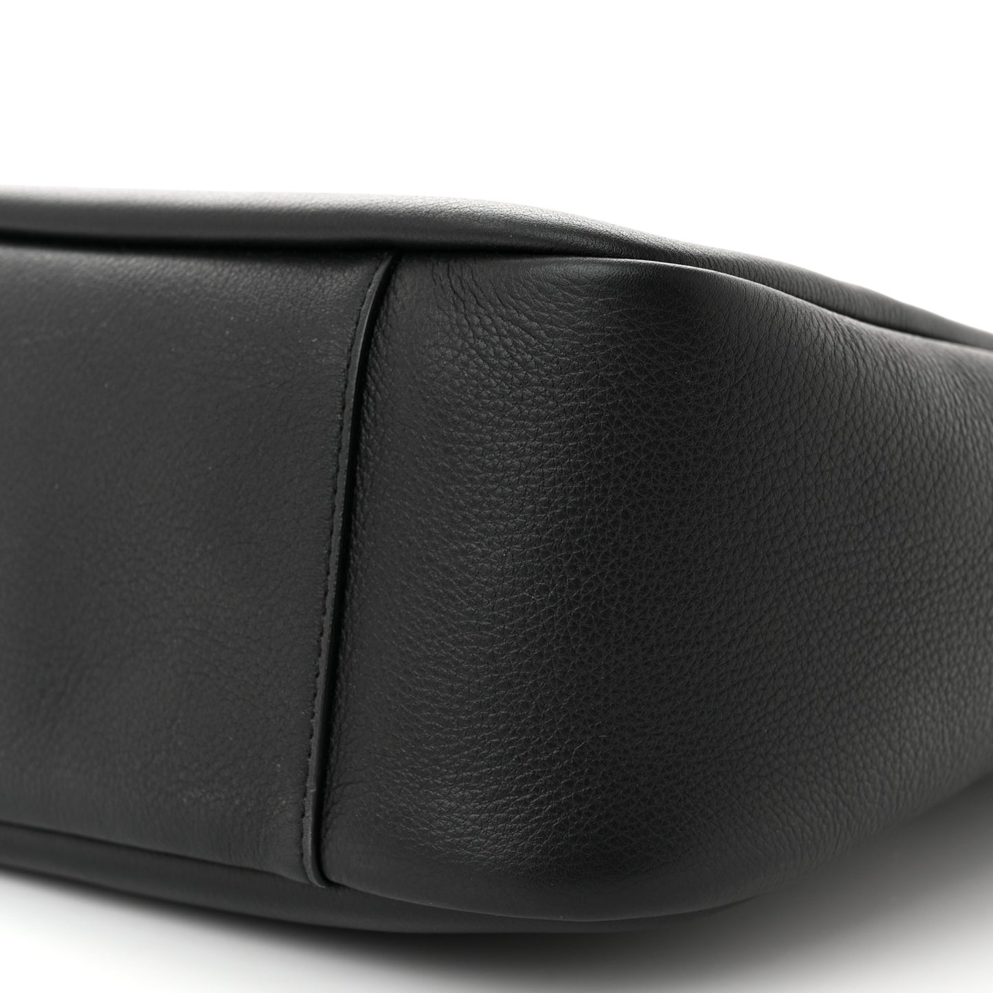 Smooth Calfskin Large Le 5 A 7 Soft Hobo Black