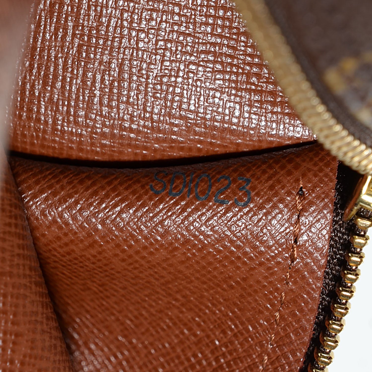 Louis Vuitton Monogram Papillon 26 7 of 7