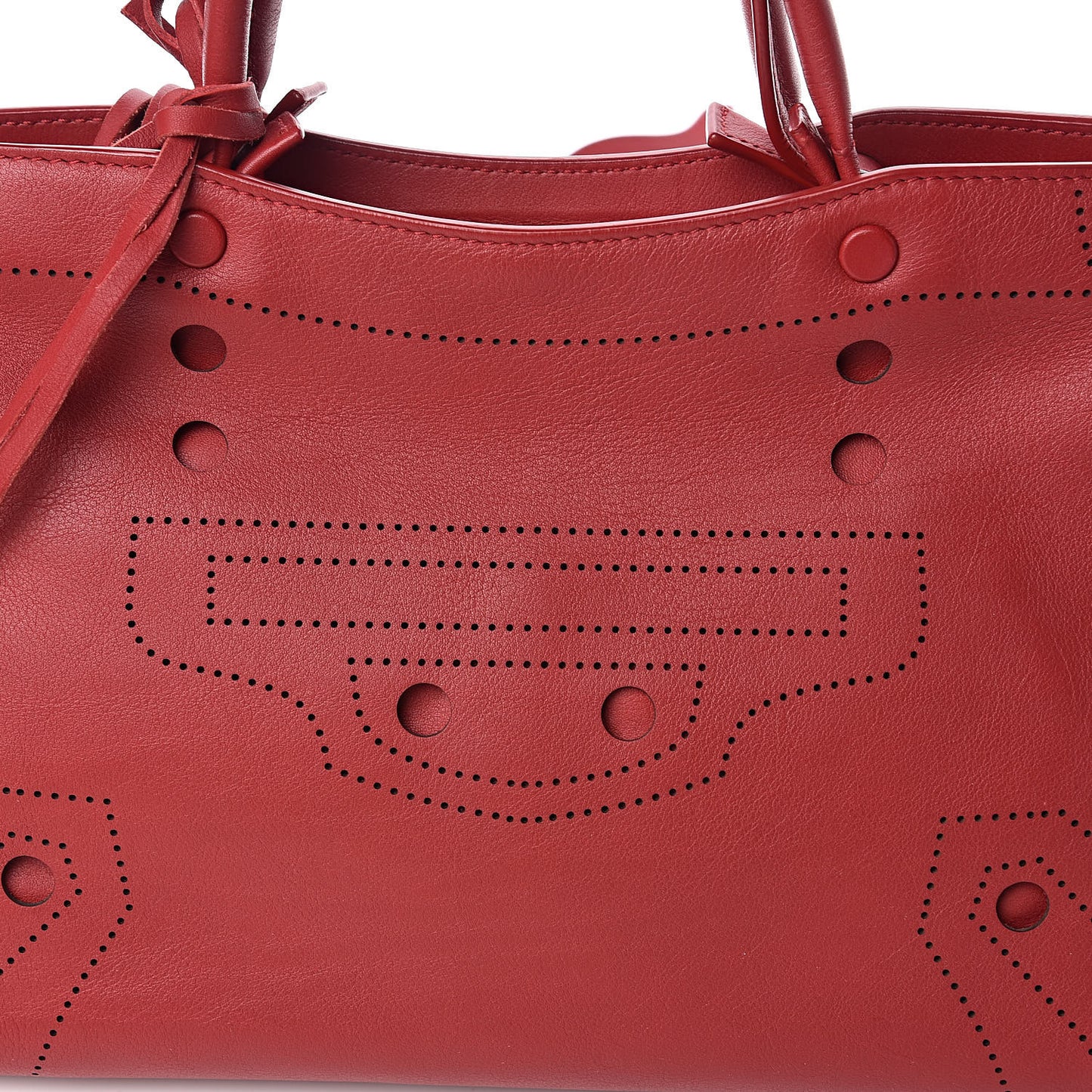 Veau Soyeux Perforated Blackout Hardware S City Rouge Groseille