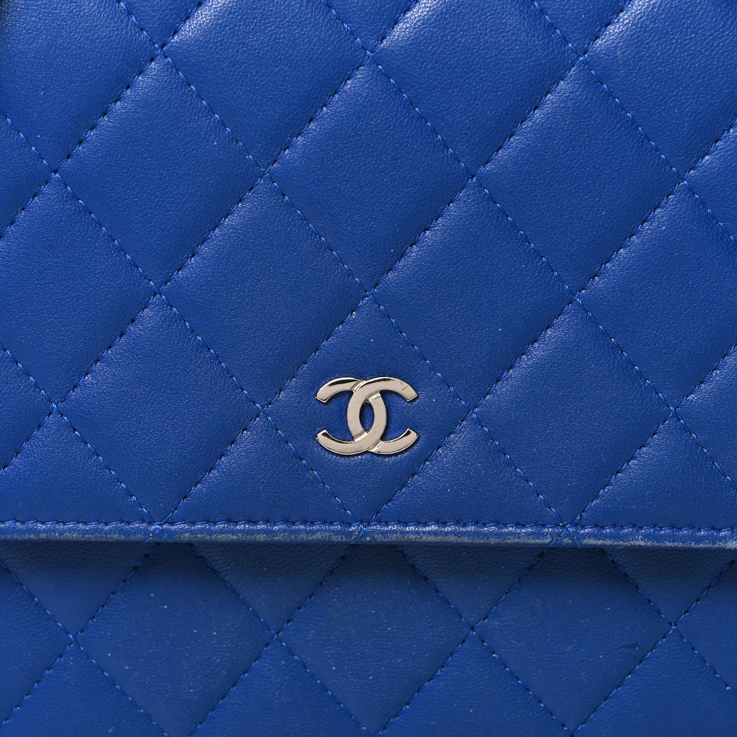 Lambskin Quilted Square Wallet On Chain WOC Blue
