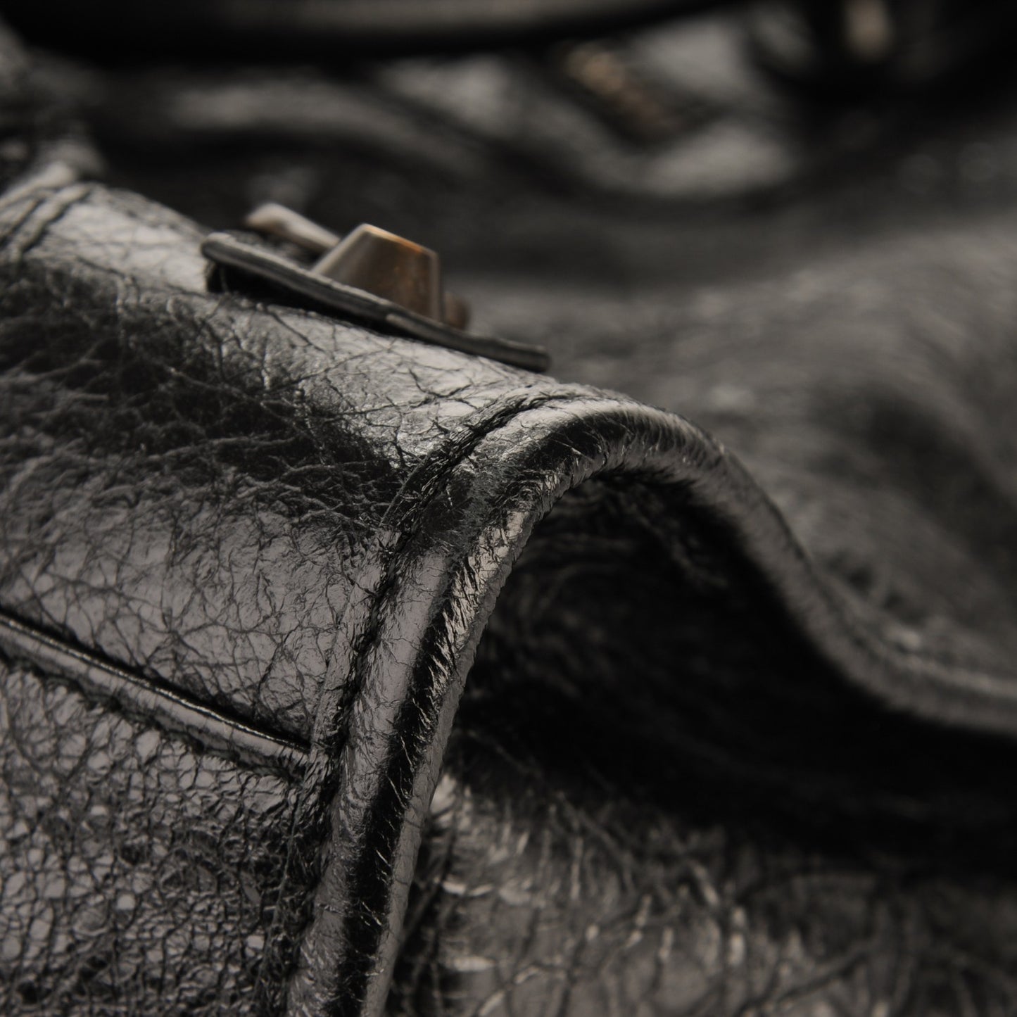 Agneau Classic Hardware City Black