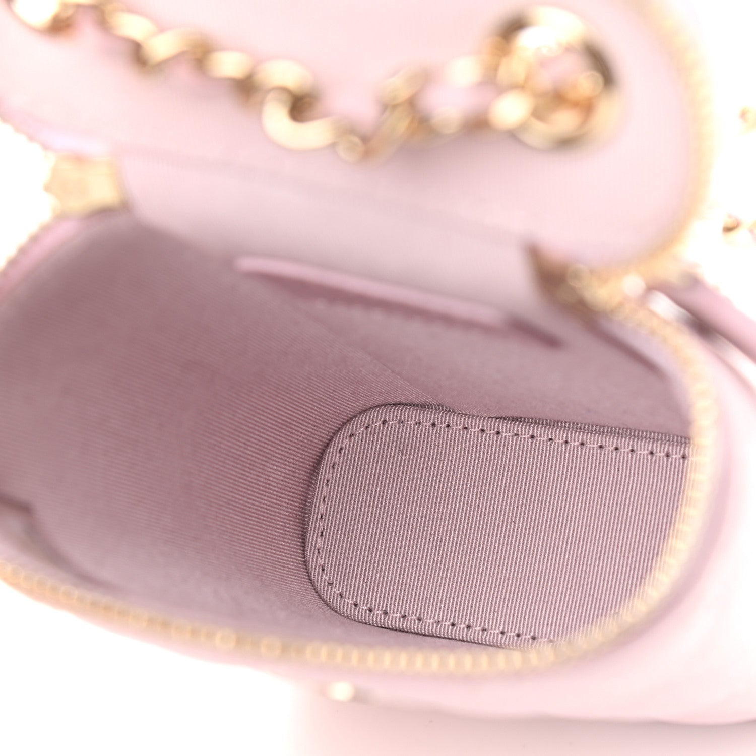 Chanel Caviar Quilted Small Vertical Coco Beauty Vanity Case With Chain Light Pink 5 of 9