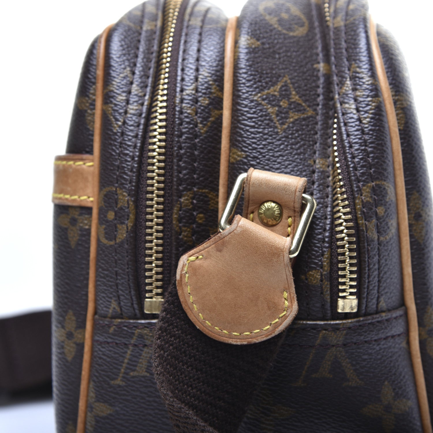Louis Vuitton Monogram Reporter PM 12 of 17