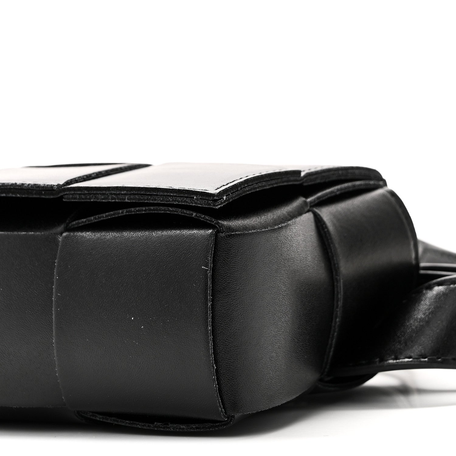 Bottega Veneta Nappa Maxi Intreccio The Belt Cassette Bag Black 9 of 9
