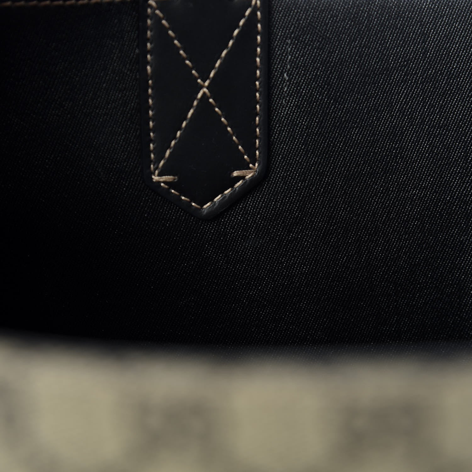 Gucci Calfskin GG Supreme Monogram Medium Reversible Tote Black 9 of 11