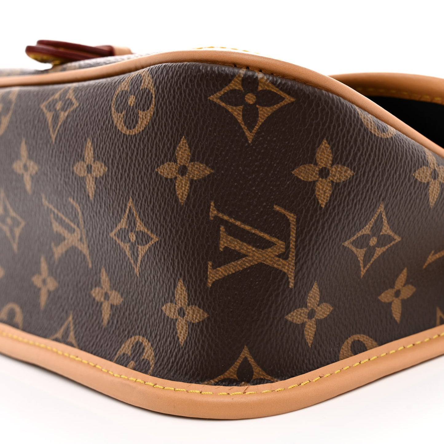 Monogram Diane Black