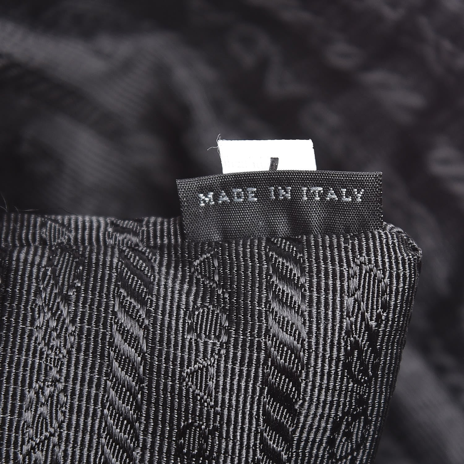 Prada Vitello Shine Tote Black 7 of 7