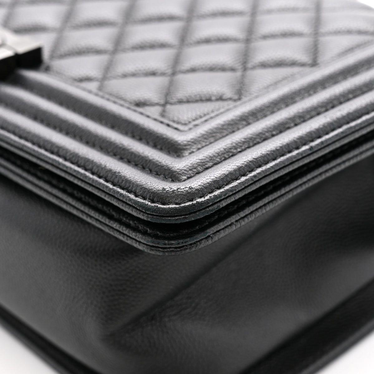 Chanel Caviar Quilted Medium Boy Flap So Black 11 of 12