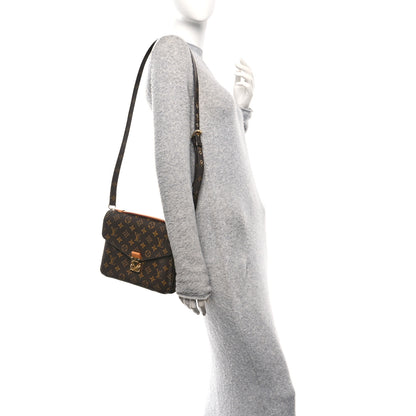Louis Vuitton Monogram Pochette Metis 2 of 11