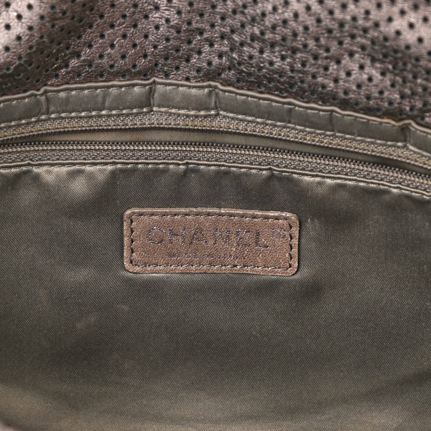 Metallic Crackled Calfskin Perforated Drill Flap Silver