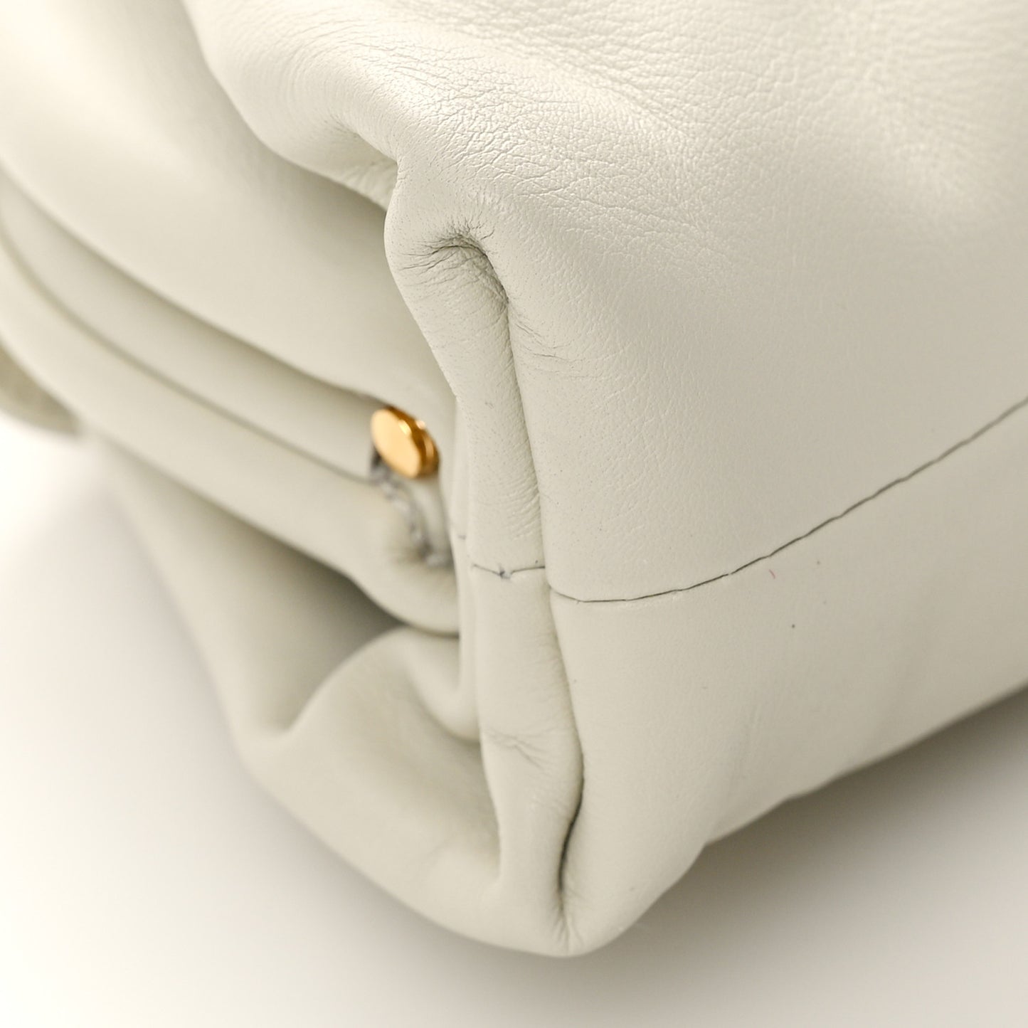 Butter Calfskin The Mini Pouch Plaster