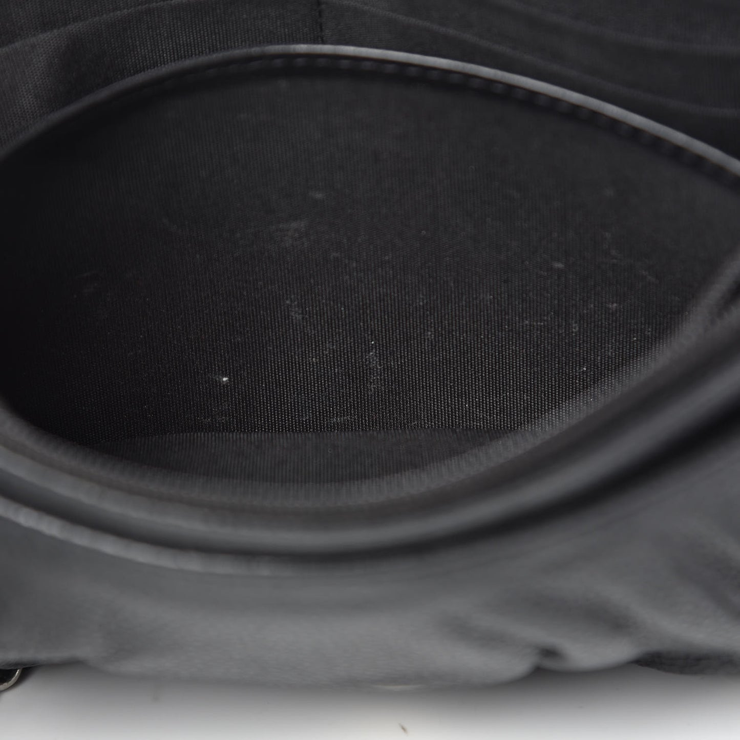 Caviar Half Moon Wallet On Chain WOC Black
