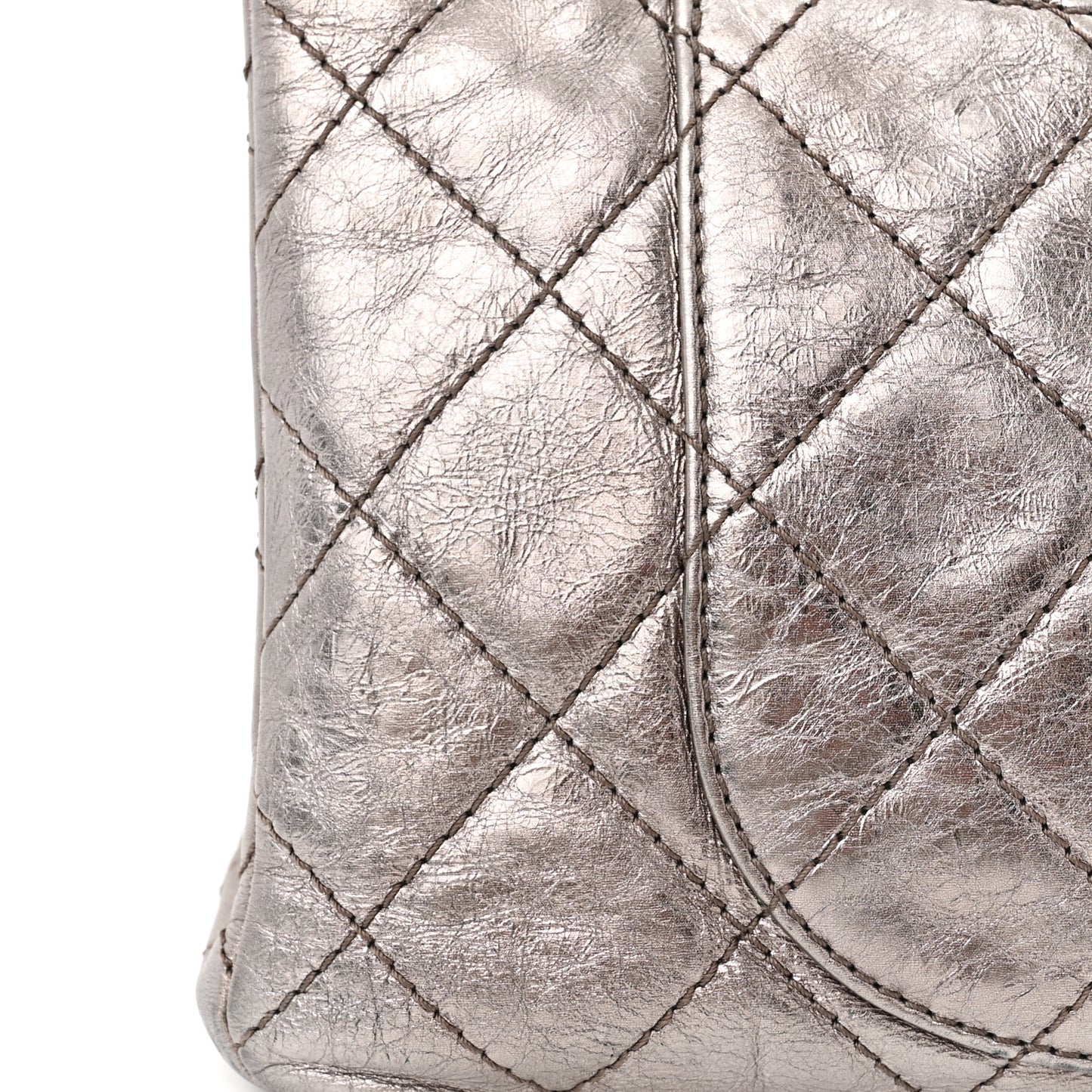 Metallic Aged Calfskin Quilted 2.55 Reissue 227 Flap Silver