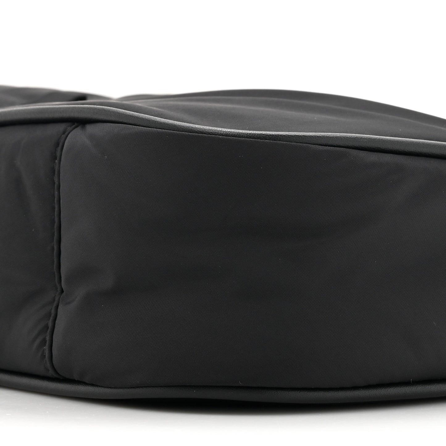 Econyl Nylon Le 5 A 7 Hobo Black