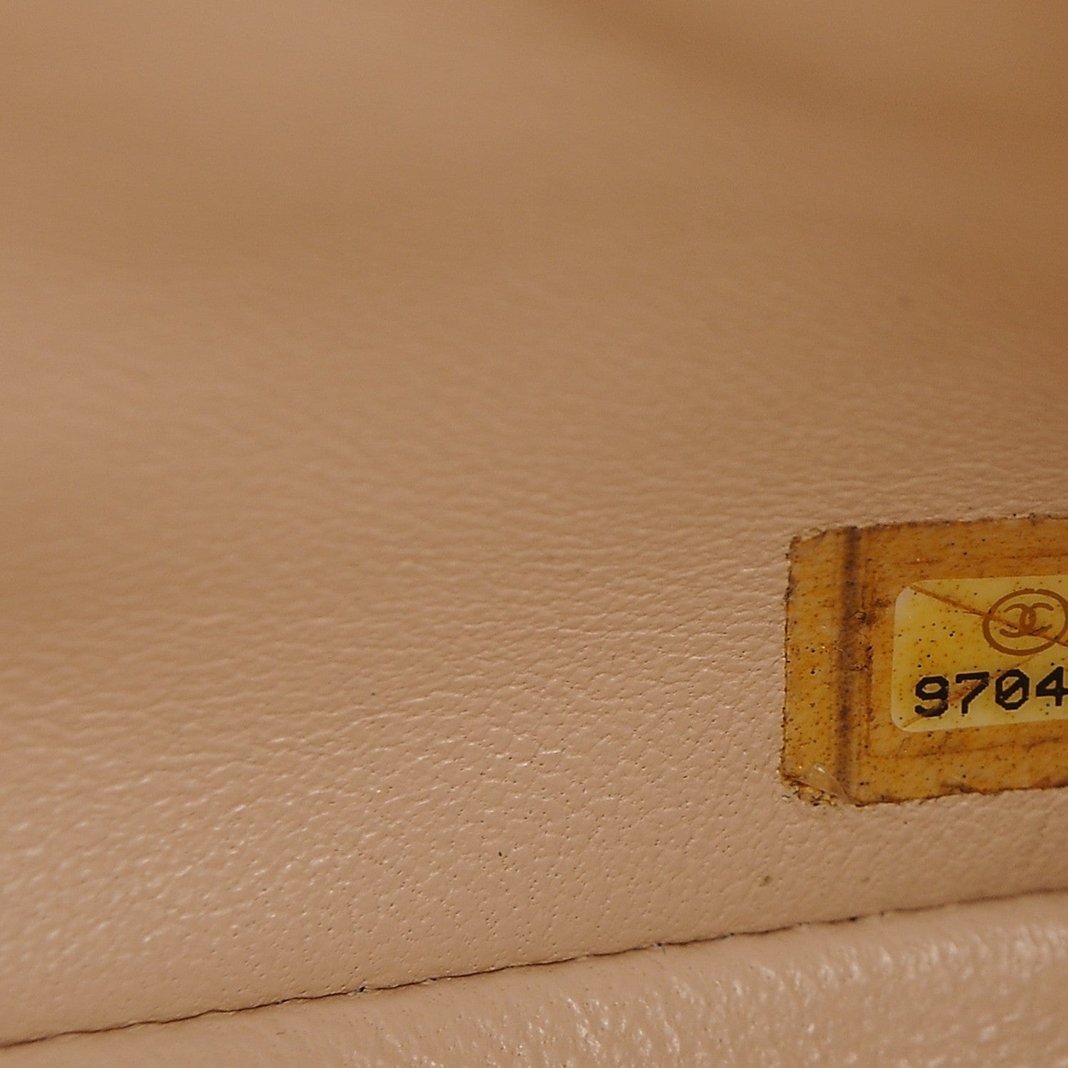 Chanel Caviar East West Flap Beige Clair 8 of 8