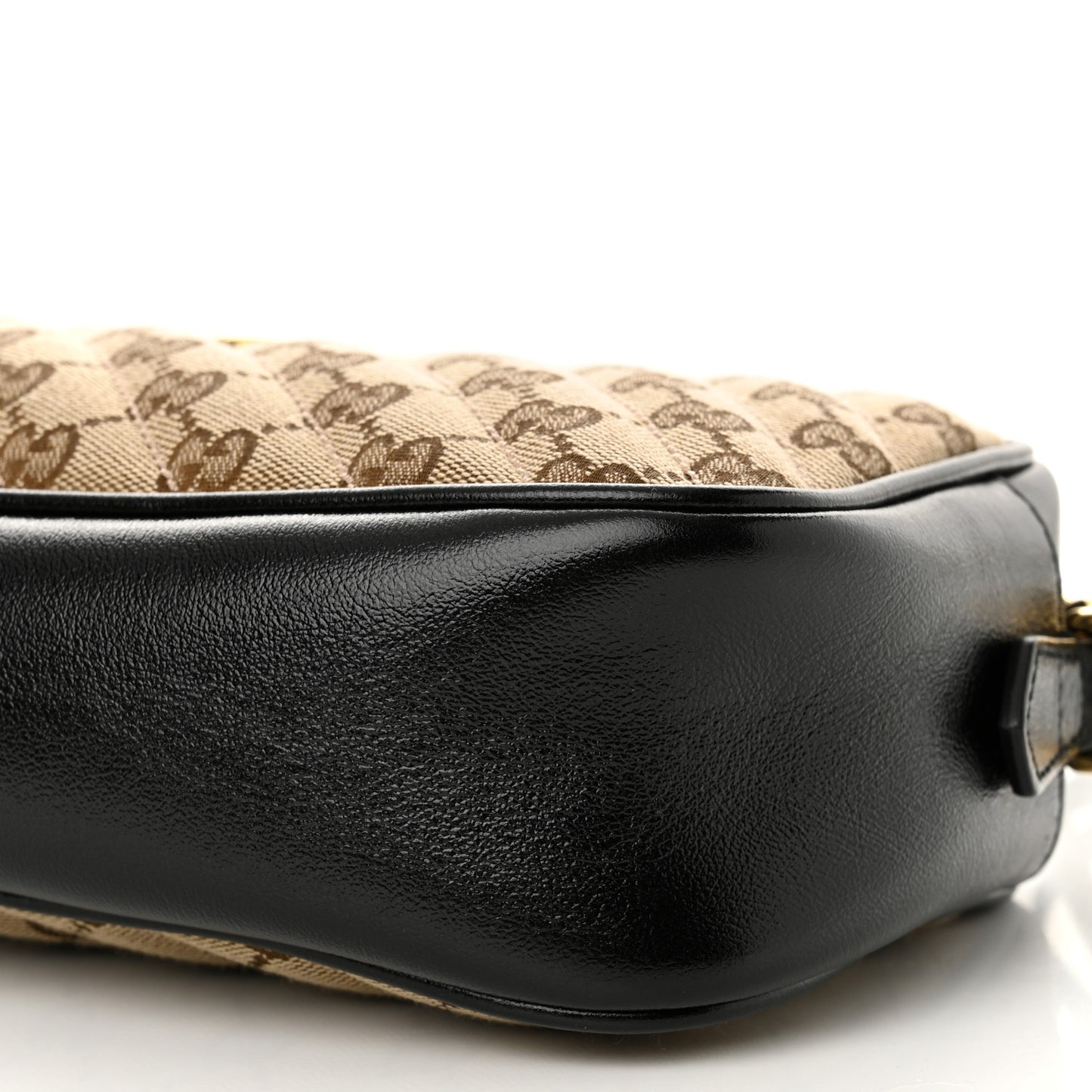 Monogram Matelasse Diagonal Small GG Marmont Chain Shoulder Bag Beige Black