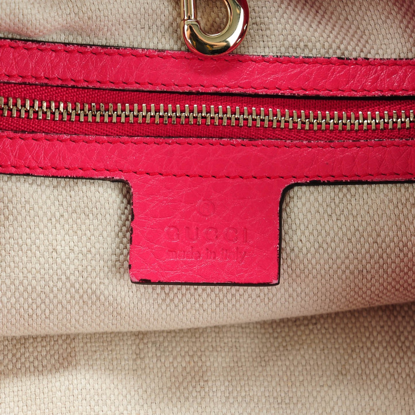 Pebbled Calfskin Medium Soho Chain Shoulder Bag Pink