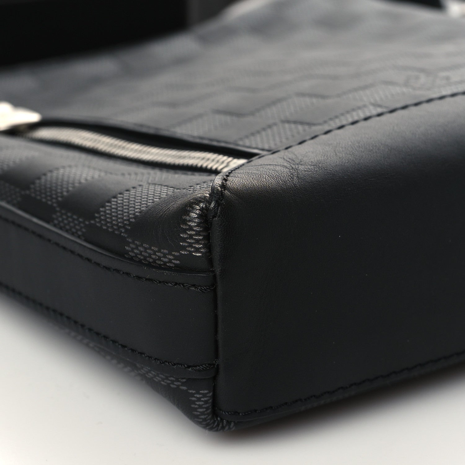 Louis Vuitton Damier Infini Discovery Messenger BB Onyx 7 of 8