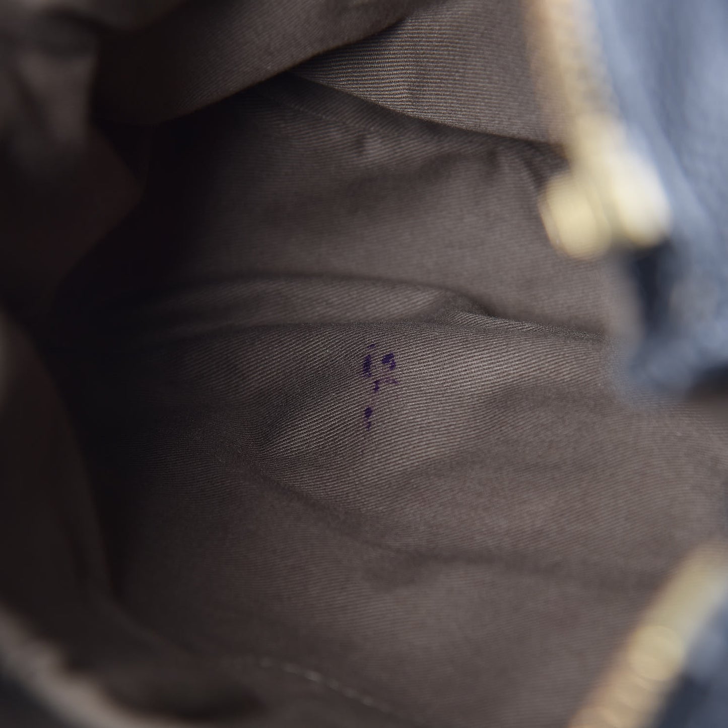 Calfskin Medium Marcie Hobo Black