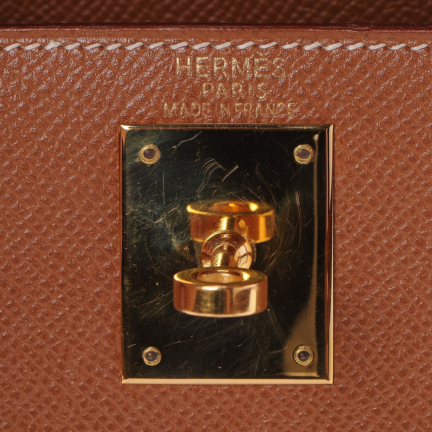 Courchevel Kelly Sellier 28 Gold